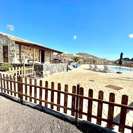 Casa Rural Con Piscina Privada, Bbq Y Estupenda Vista A Oceano En Tenerife Sur Vakantiehuis San Miguel de Abona